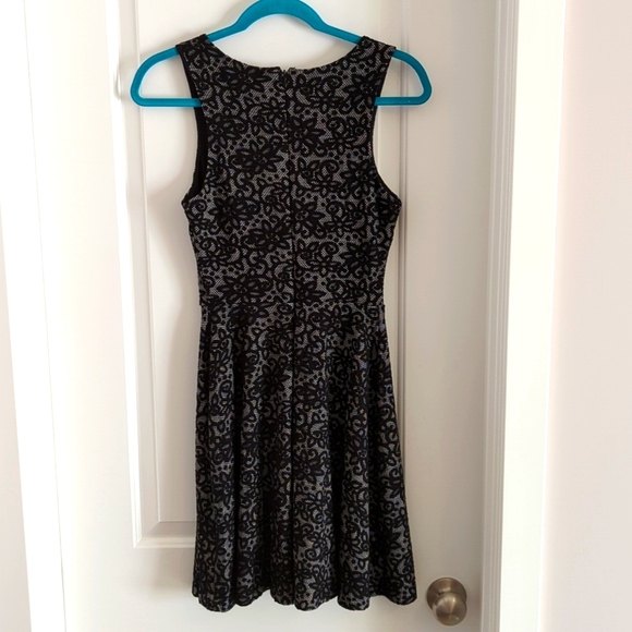 41 Hawthorn dress from Stitch Fix XS - Picture 7 of 8